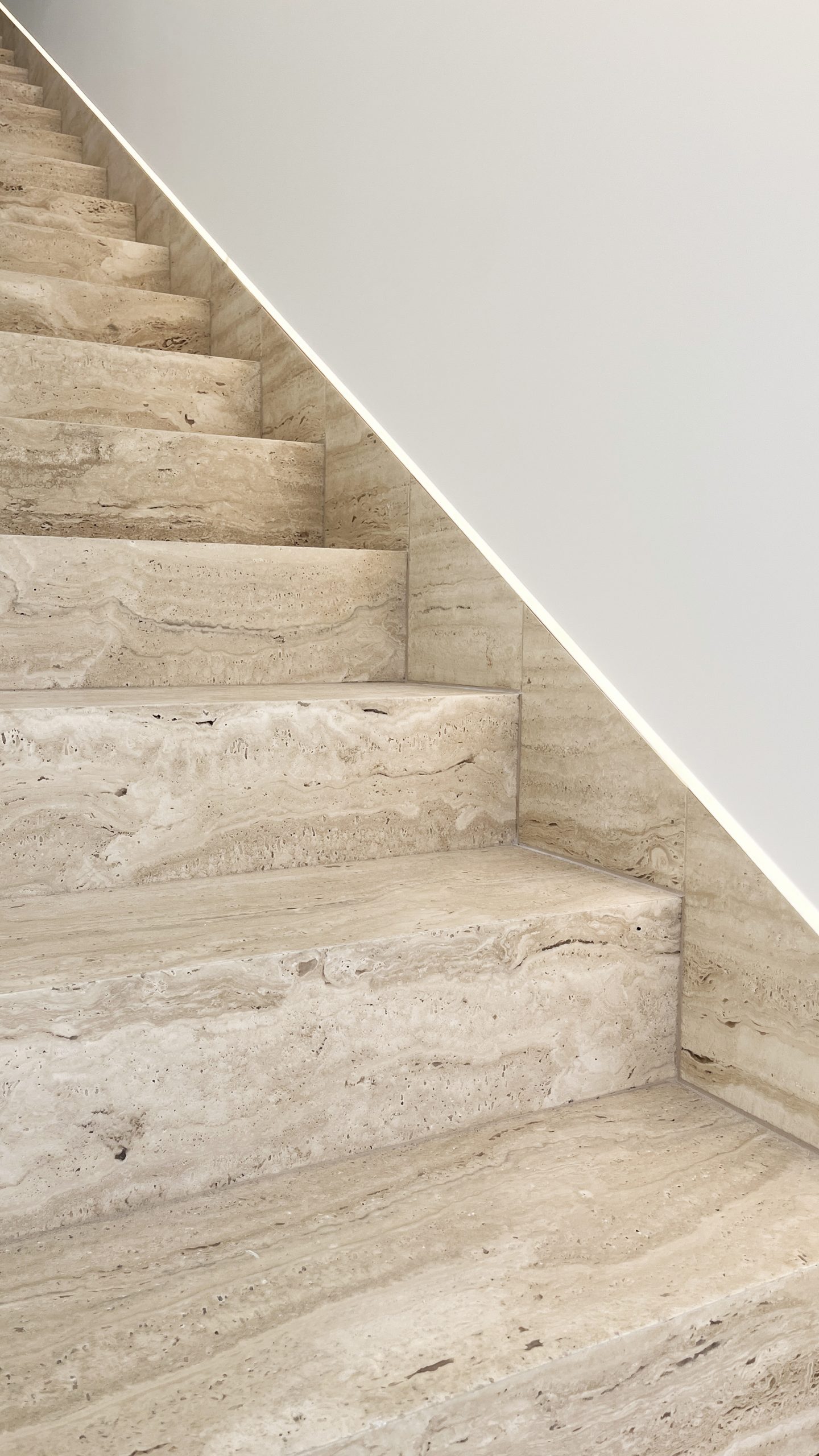 DHM5 – SCHODIŠTĚ 02 – EDIT 01